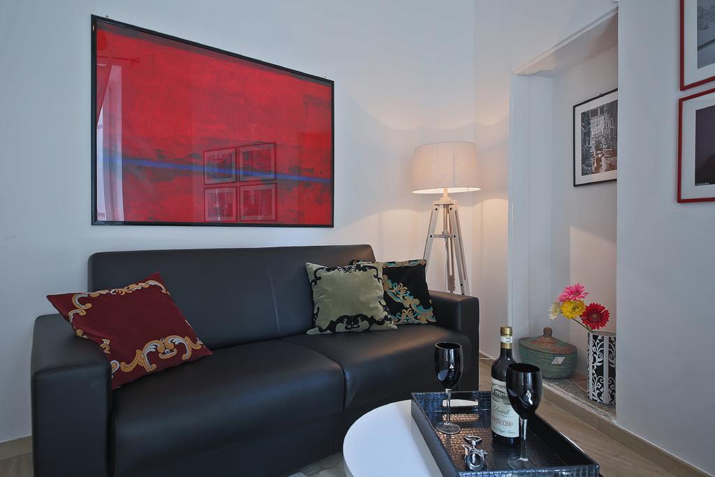 Apartments Florence Pandolfini Street الغرفة الصورة